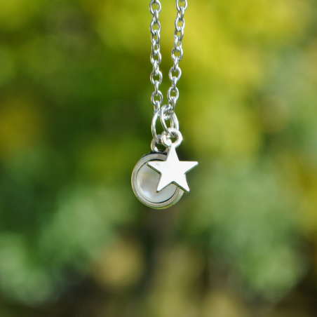 Necklace "Little Cosmos" -  White